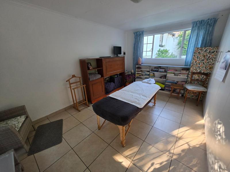 To Let 2 Bedroom Property for Rent in Bryanston Gauteng