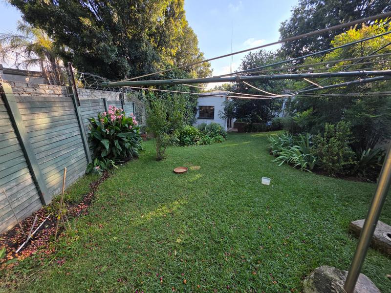 To Let 2 Bedroom Property for Rent in Bryanston Gauteng