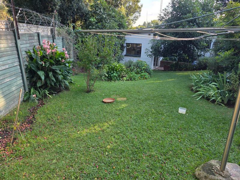 To Let 2 Bedroom Property for Rent in Bryanston Gauteng