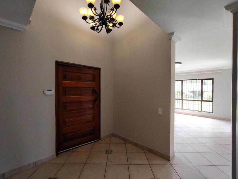 To Let 4 Bedroom Property for Rent in Waterkloof Ridge Gauteng