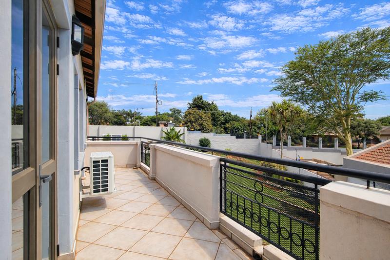 To Let 4 Bedroom Property for Rent in Waterkloof Ridge Gauteng