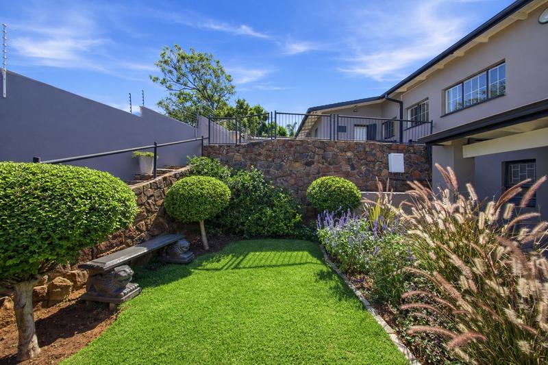 6 Bedroom Property for Sale in Lukasrand Gauteng