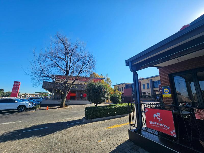 Commercial Property for Sale in Die Hoewes Gauteng