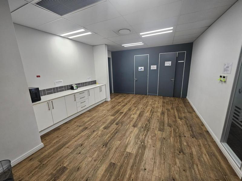 Commercial Property for Sale in Die Hoewes Gauteng