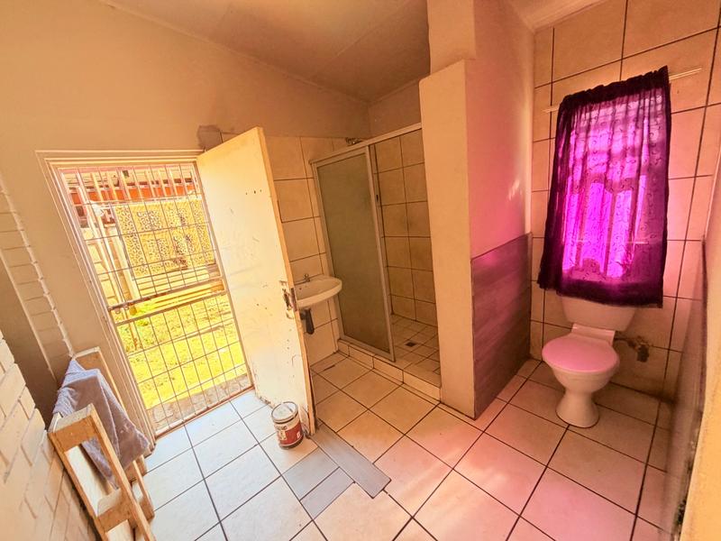 3 Bedroom Property for Sale in Vanderbijlpark Cw 6 Gauteng