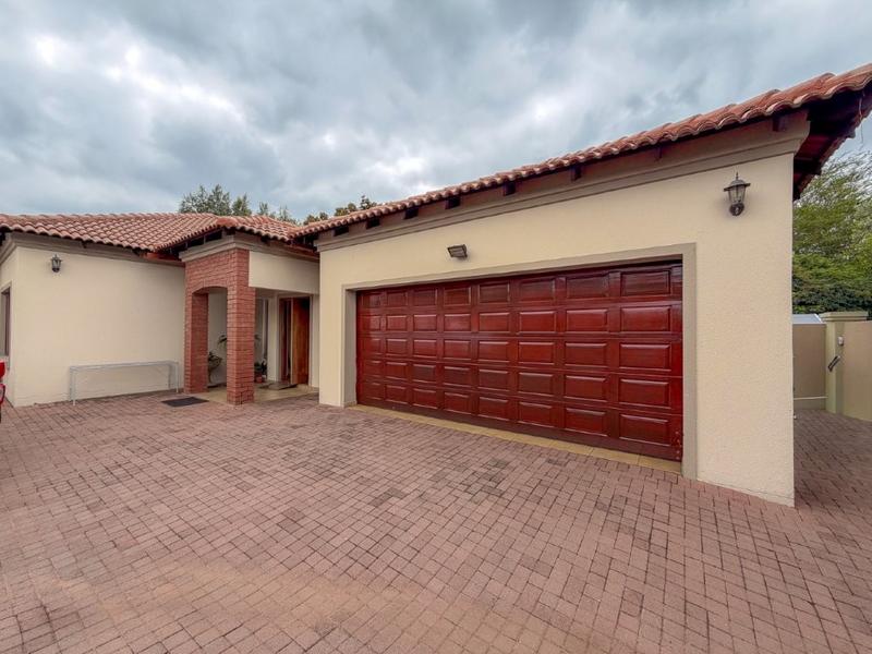 4 Bedroom Property for Sale in Midfield Estate Gauteng