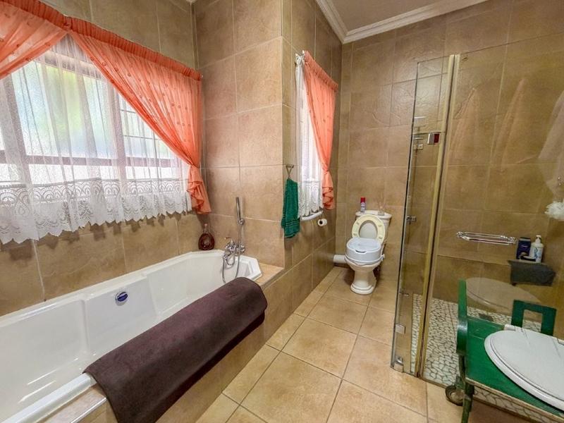 4 Bedroom Property for Sale in Midfield Estate Gauteng