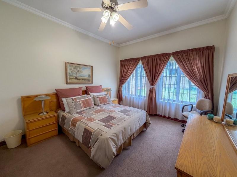 4 Bedroom Property for Sale in Midfield Estate Gauteng