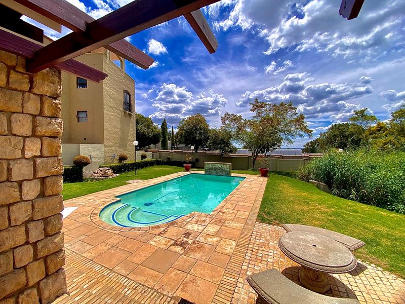 1 Bedroom Property for Sale in Morningside Gauteng