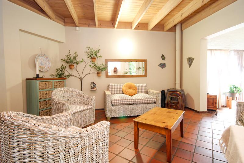 4 Bedroom Property for Sale in Rooihuiskraal North Gauteng