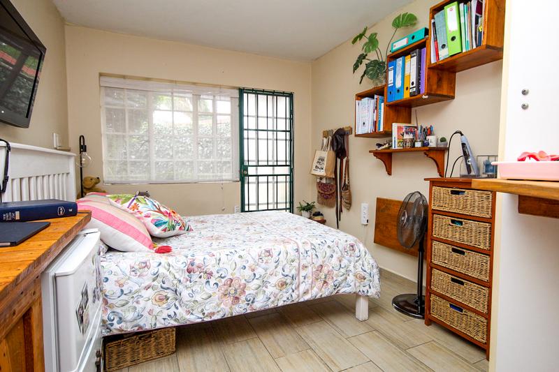 4 Bedroom Property for Sale in Rooihuiskraal North Gauteng