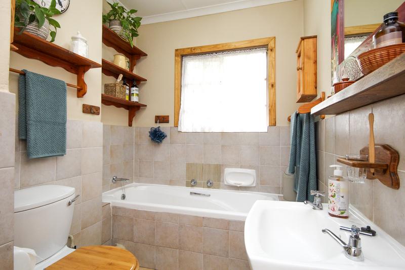 4 Bedroom Property for Sale in Rooihuiskraal North Gauteng