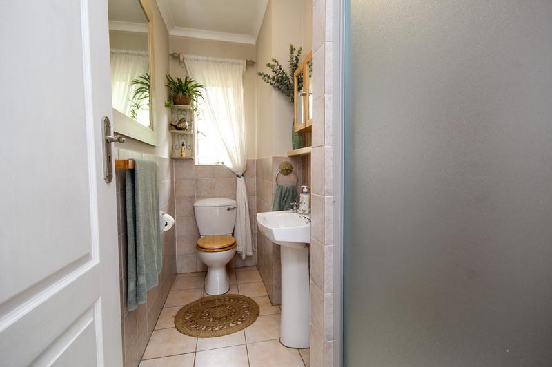 4 Bedroom Property for Sale in Rooihuiskraal North Gauteng