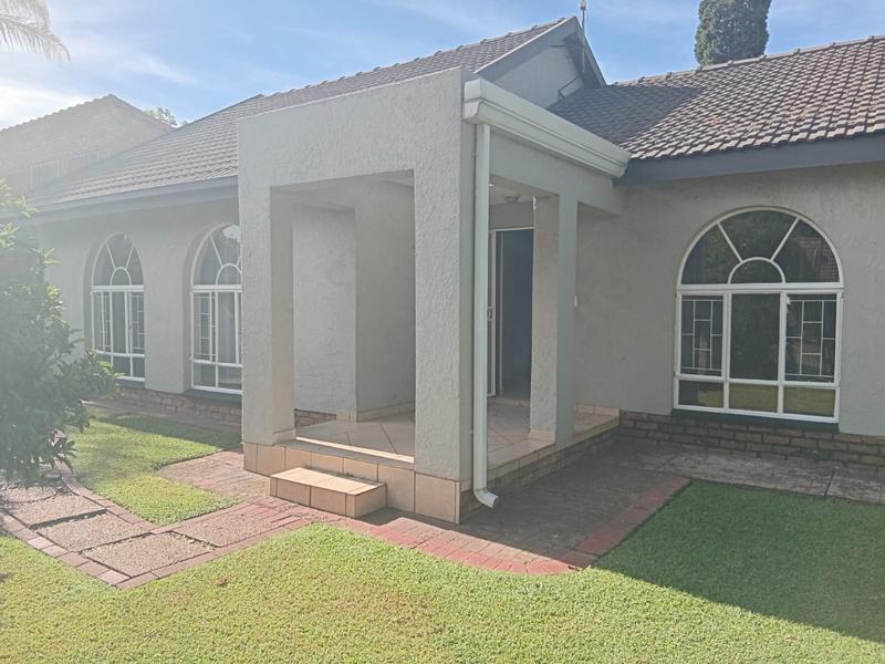 3 Bedroom Property for Sale in Wierda Park Gauteng