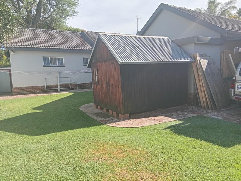 3 Bedroom Property for Sale in Wierda Park Gauteng