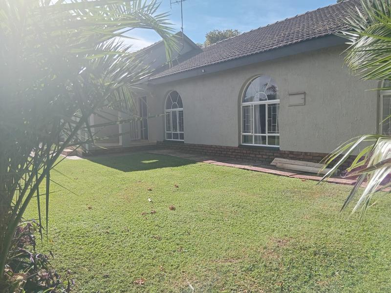 3 Bedroom Property for Sale in Wierda Park Gauteng