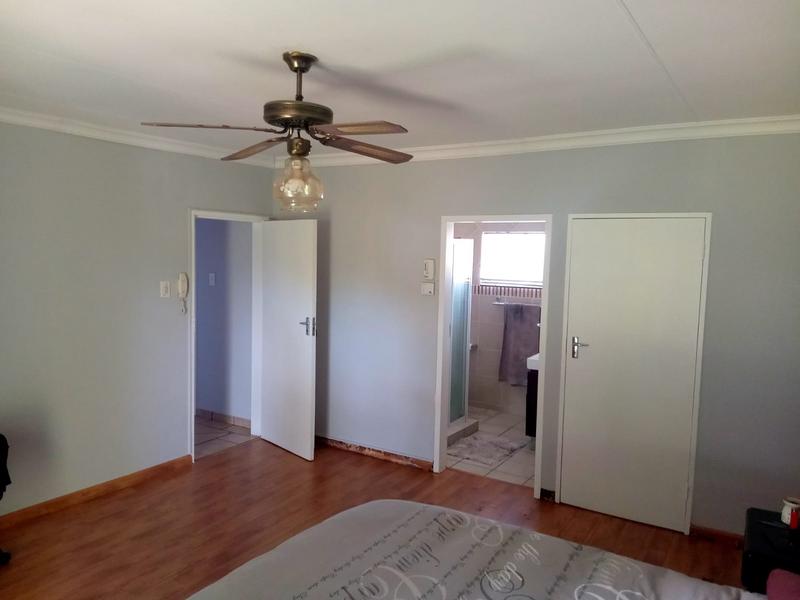 3 Bedroom Property for Sale in Wierda Park Gauteng