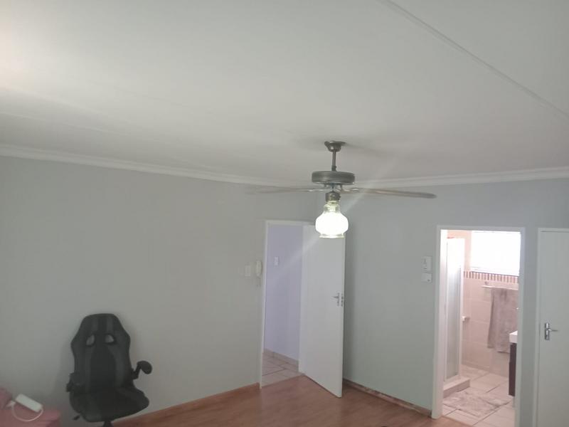 3 Bedroom Property for Sale in Wierda Park Gauteng