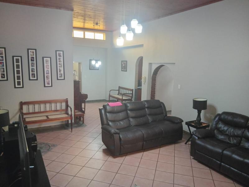 4 Bedroom Property for Sale in Wierda Park Gauteng