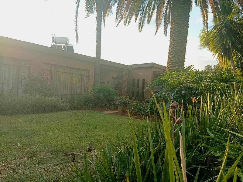 4 Bedroom Property for Sale in Wierda Park Gauteng