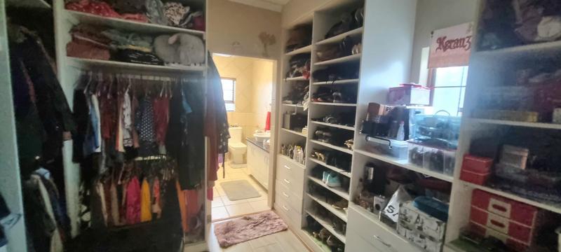 4 Bedroom Property for Sale in Amberfield Gauteng