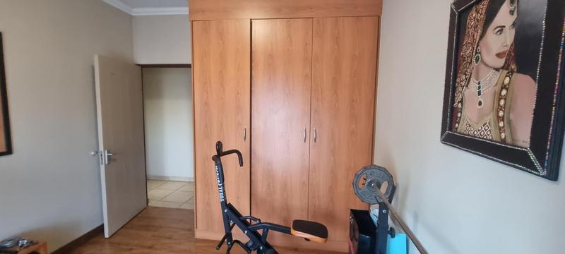 4 Bedroom Property for Sale in Amberfield Gauteng