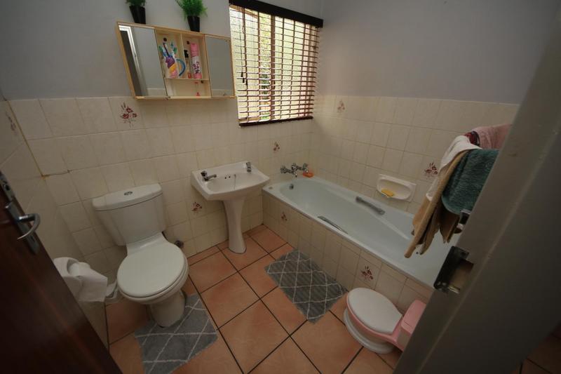 3 Bedroom Property for Sale in Northwold Gauteng