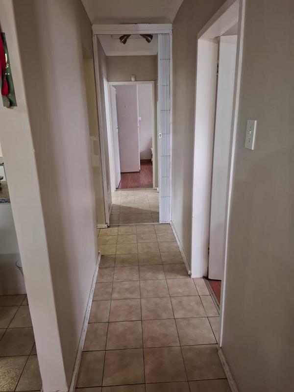 3 Bedroom Property for Sale in Faerie Glen Gauteng