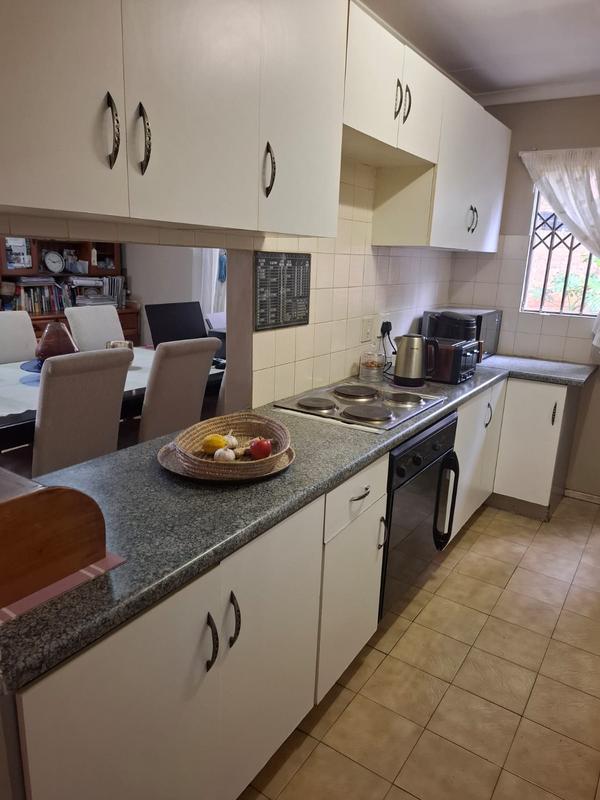 3 Bedroom Property for Sale in Faerie Glen Gauteng