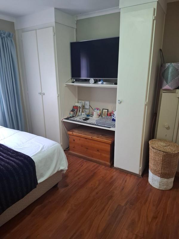 3 Bedroom Property for Sale in Faerie Glen Gauteng