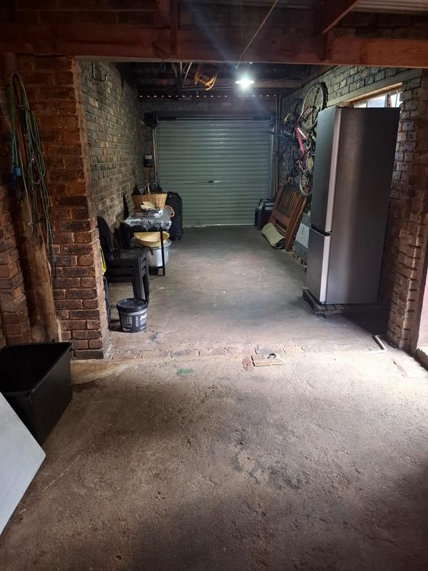 3 Bedroom Property for Sale in Faerie Glen Gauteng