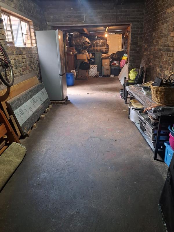 3 Bedroom Property for Sale in Faerie Glen Gauteng