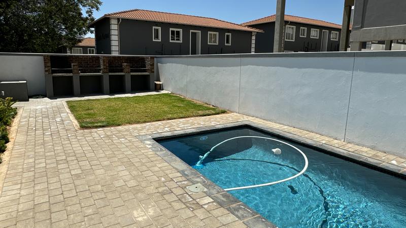 To Let 1 Bedroom Property for Rent in Ferndale Gauteng