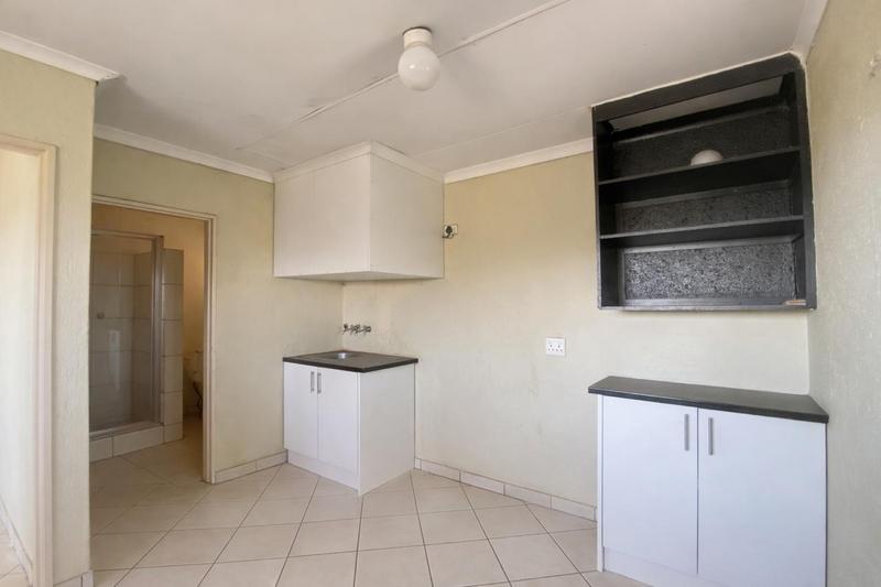 To Let 1 Bedroom Property for Rent in Randfontein Gauteng