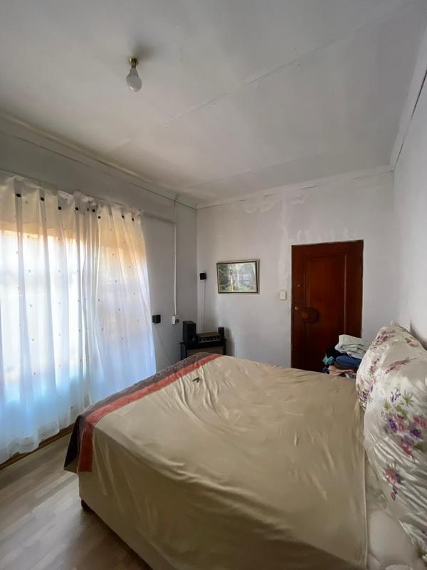 2 Bedroom Property for Sale in Tshepisong Gauteng