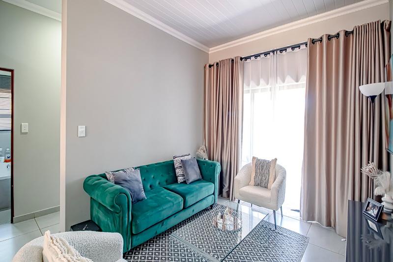 2 Bedroom Property for Sale in Annlin Gauteng