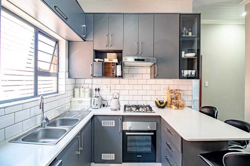 2 Bedroom Property for Sale in Annlin Gauteng