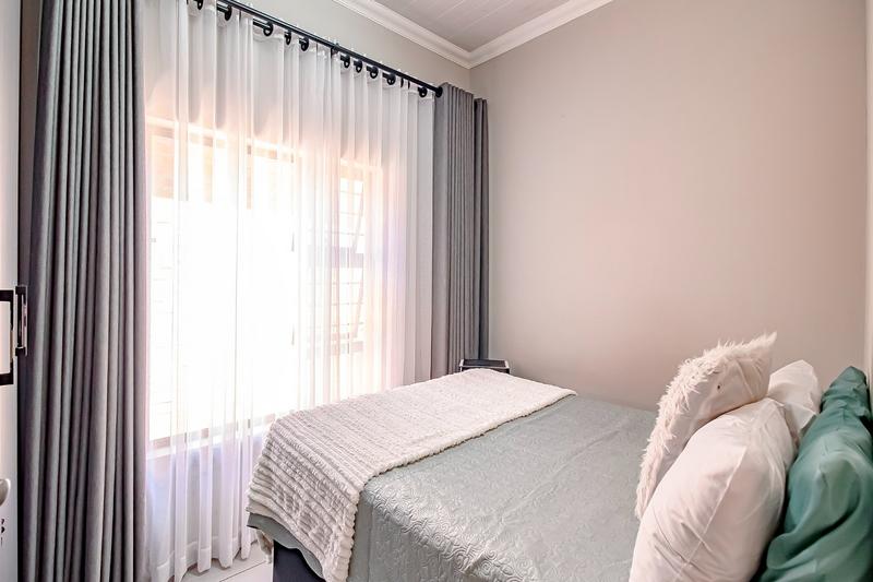 2 Bedroom Property for Sale in Annlin Gauteng