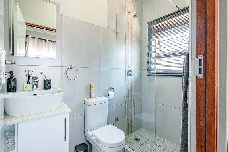 2 Bedroom Property for Sale in Annlin Gauteng