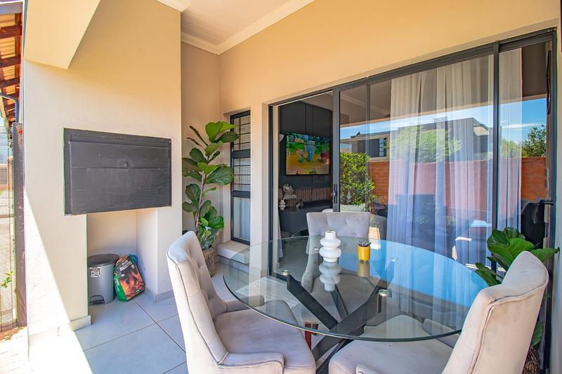 2 Bedroom Property for Sale in Annlin Gauteng