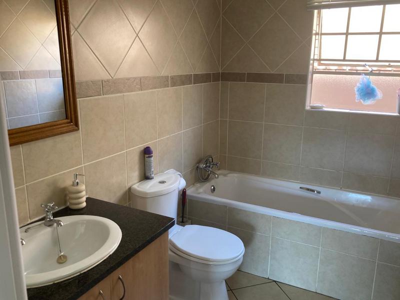 To Let 3 Bedroom Property for Rent in Hazeldean Gauteng