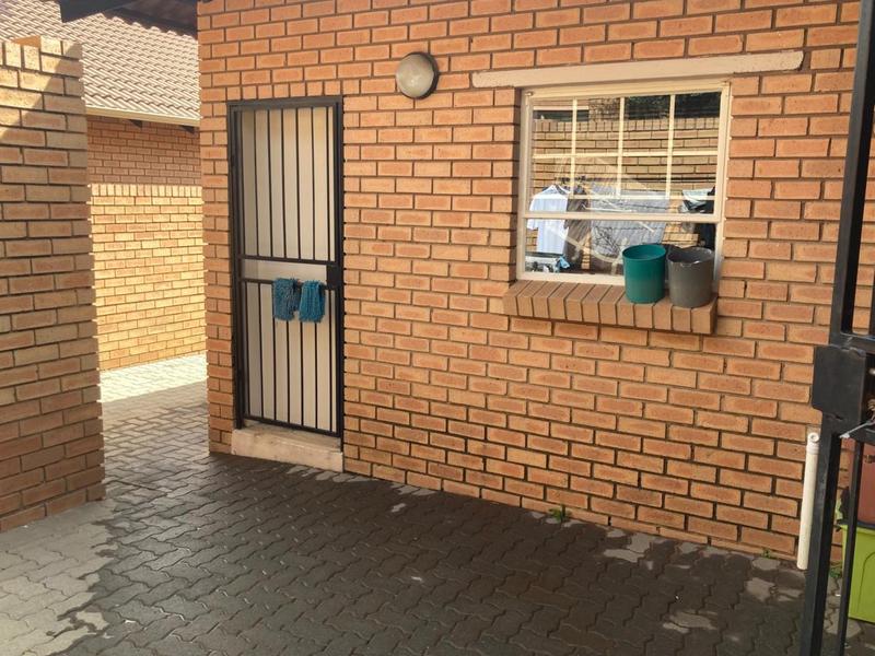 To Let 3 Bedroom Property for Rent in Hazeldean Gauteng