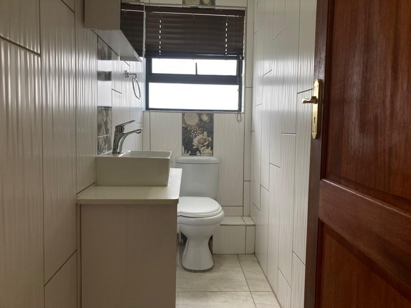 5 Bedroom Property for Sale in Six Fountains Residential Estate Gauteng