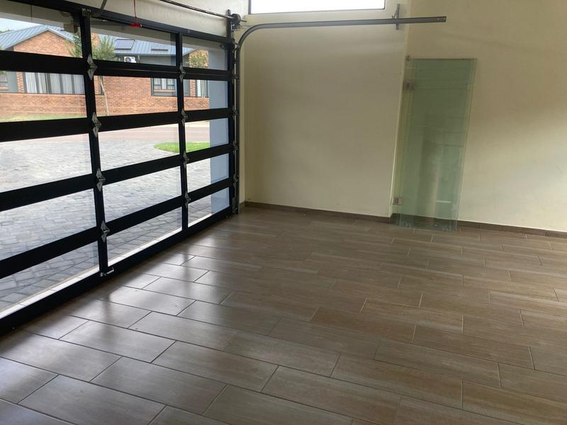 5 Bedroom Property for Sale in Six Fountains Residential Estate Gauteng