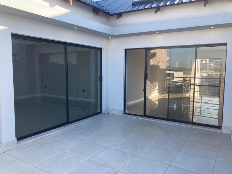 4 Bedroom Property for Sale in Six Fountains Residential Estate Gauteng