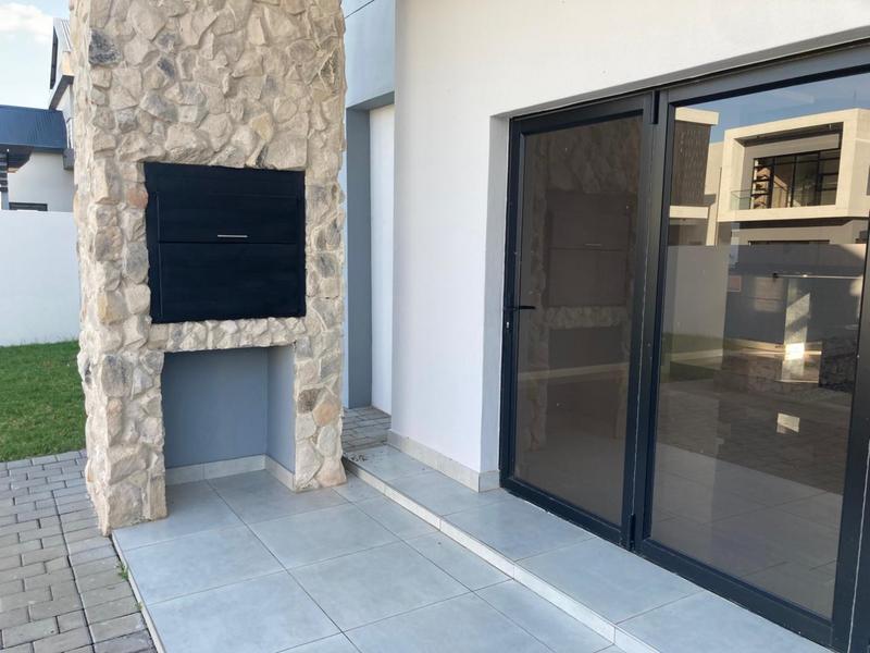 4 Bedroom Property for Sale in Six Fountains Residential Estate Gauteng