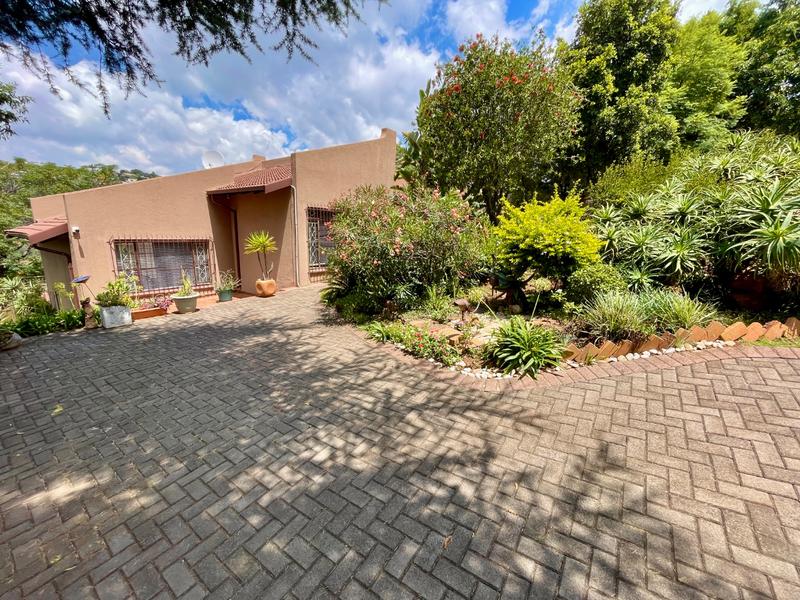 3 Bedroom Property for Sale in Kenmare Gauteng