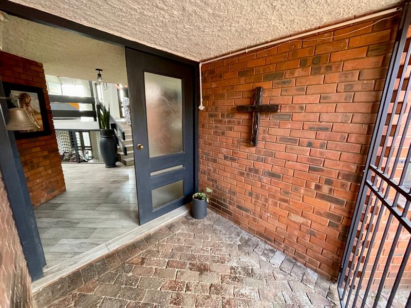 3 Bedroom Property for Sale in Mindalore Gauteng