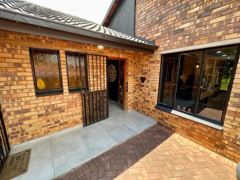 3 Bedroom Property for Sale in Noordheuwel Gauteng