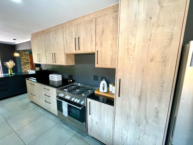 3 Bedroom Property for Sale in Noordheuwel Gauteng